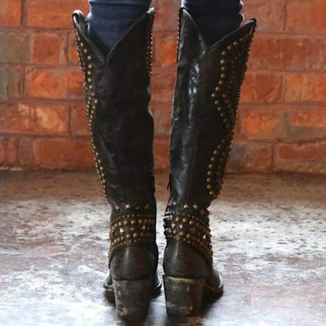 Joanne – hoge pu leren laarzen met studs en stevige hak