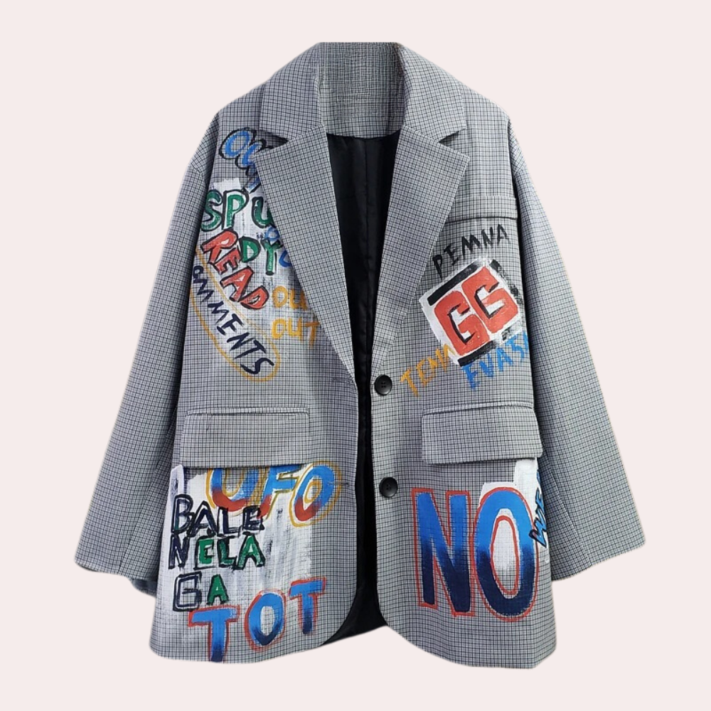 Bente – oversized damesblazer met tekstopdruk en relaxte pasvorm