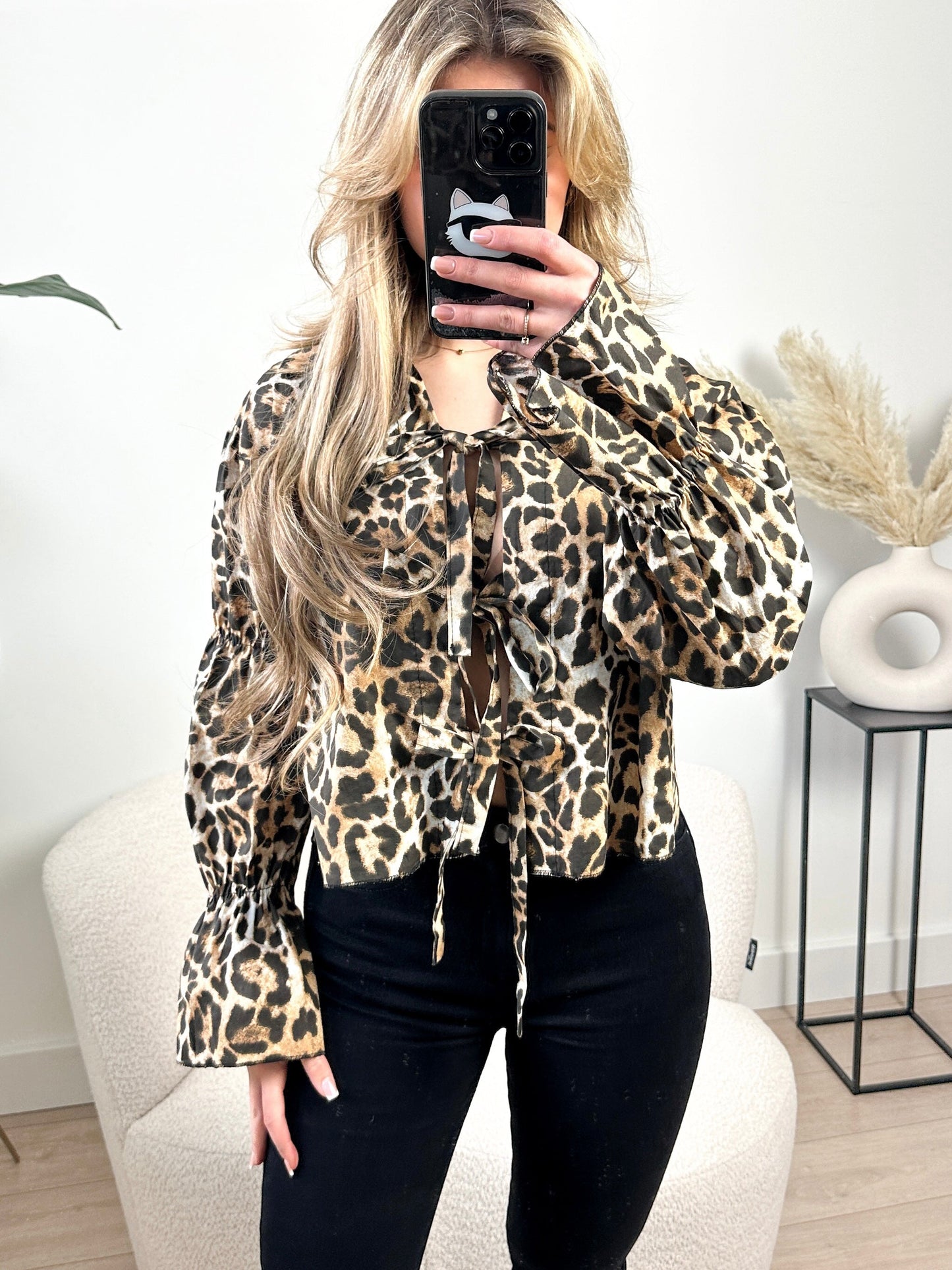 Bea - Bow Blouse