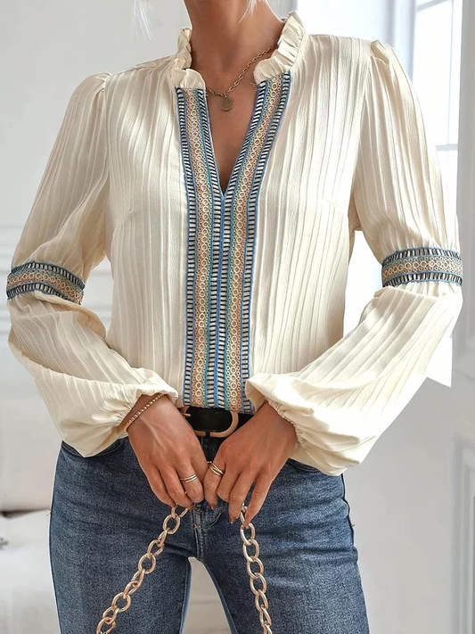 Clara – V-hals Damesblouse met Lange Mouwen