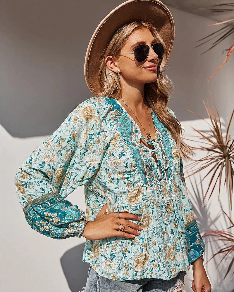 Sana – Boho v-hals blouse met bloemenprint en lange mouwen