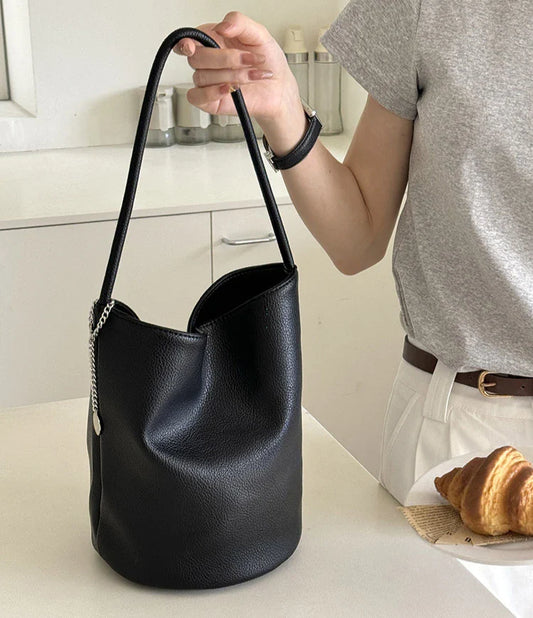 Liv – retro bucket schoudertas van zacht kunstleer