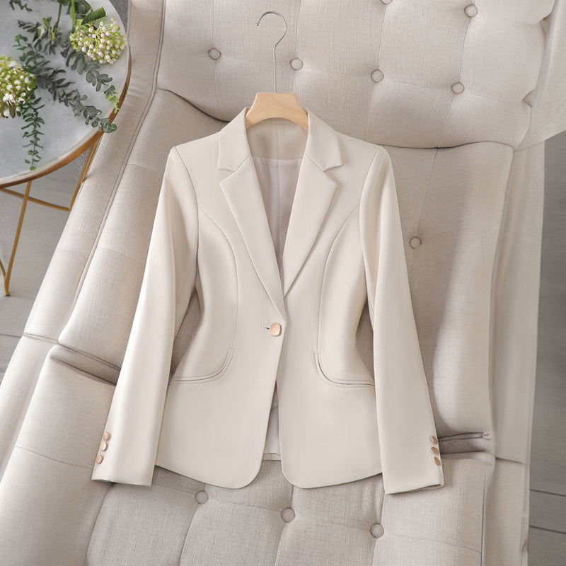 Élise – lichtgewicht blazer met klassieke revers en strak silhouet