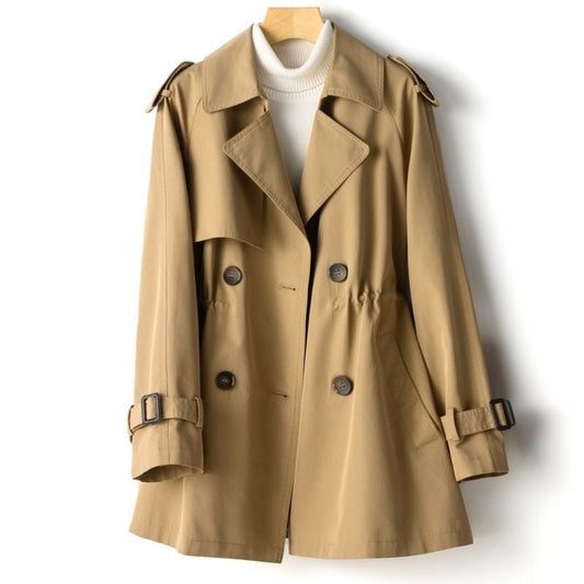 Sonja – khaki trenchcoat met reverskraag en getailleerde snit