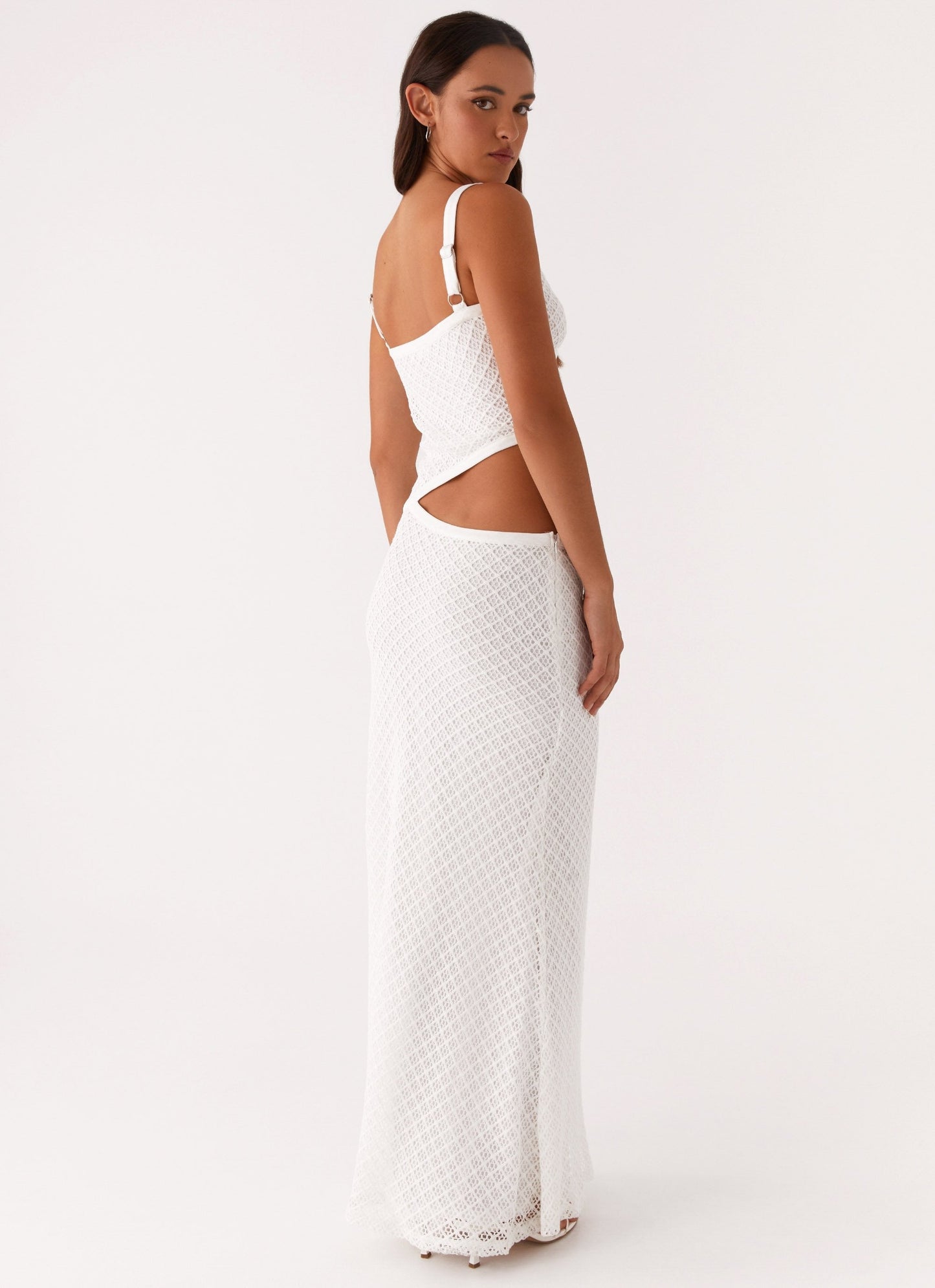 Clara  – Crochet Dress met delicate haakdetails