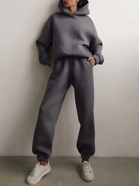 Émilie – dames joggingset met kaptrui en broek