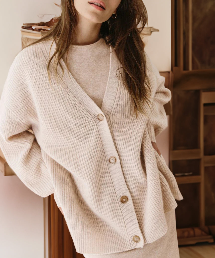 Sophie – kasjmier cardigan vest met breistructuur