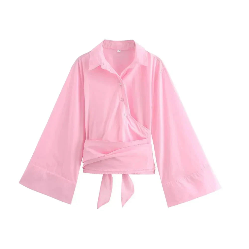 Rika – Kimono-blouse met strikceintuur en wijde mouwen