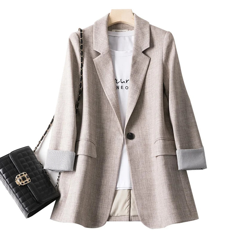 Juliette – Casual Blazer Met Lange Mouwen En Getailleerde Pasvorm