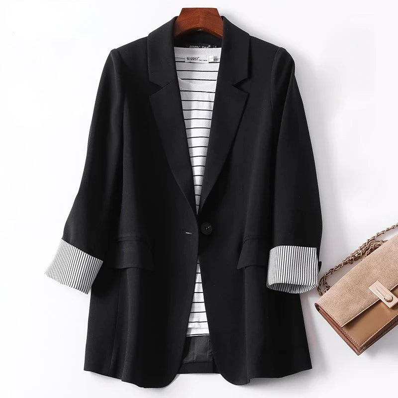Juliette – Casual Blazer Met Lange Mouwen En Getailleerde Pasvorm