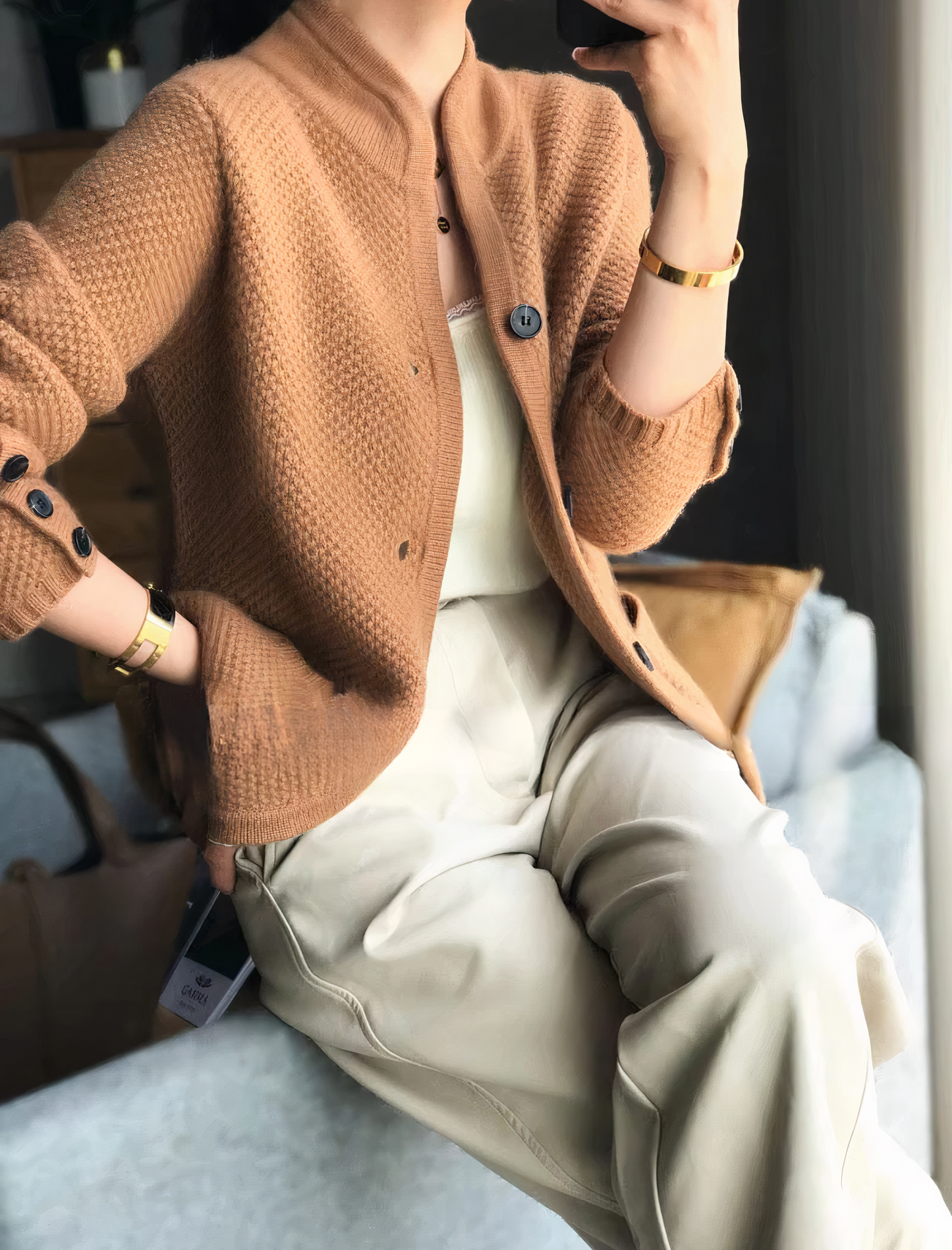 Isabelle – kasjmier cardigan vest met knoopsluiting en fijne breistructuur