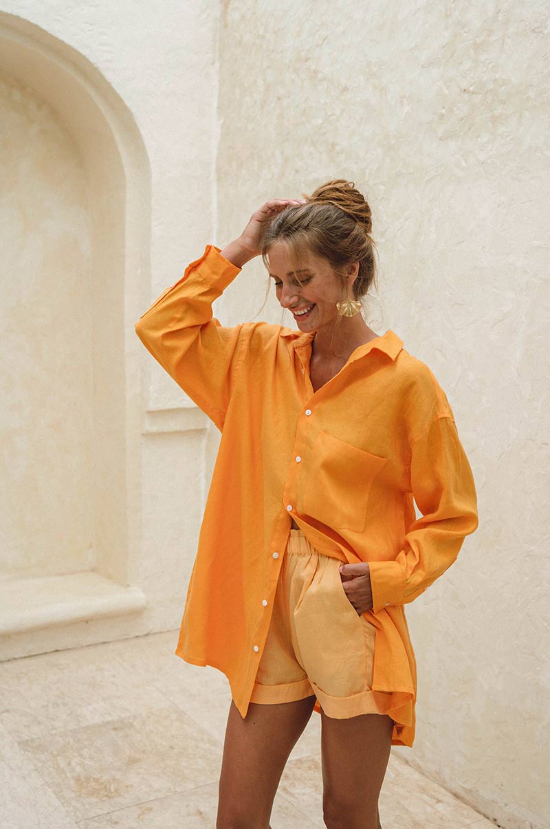 Lina – Oranje Oversized Linnen Dames Blouse
