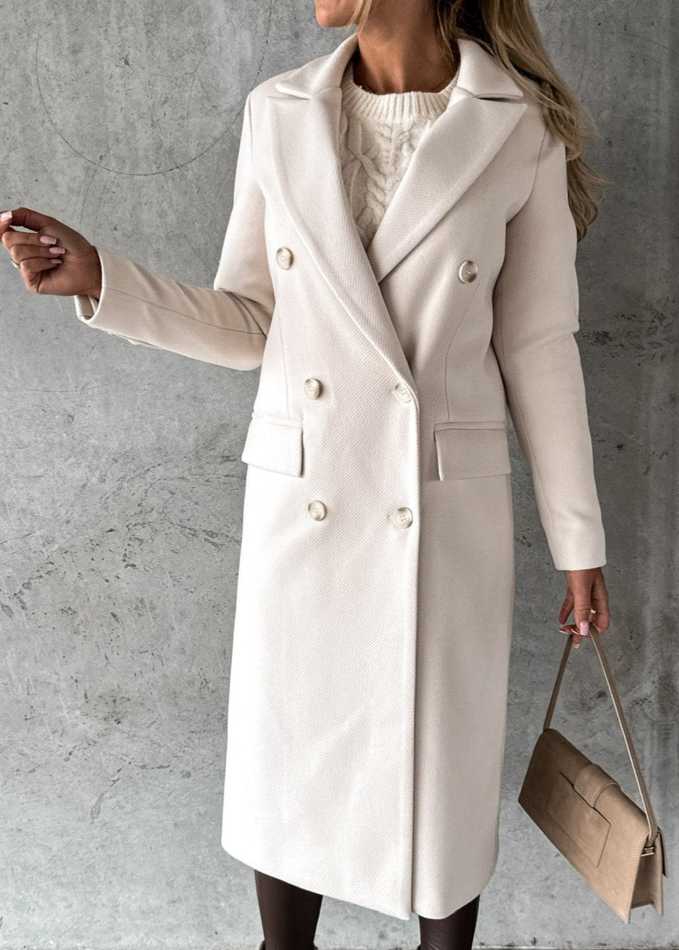 Camille – wollen trenchcoat met afneembare bontkraag en tailleceintuur