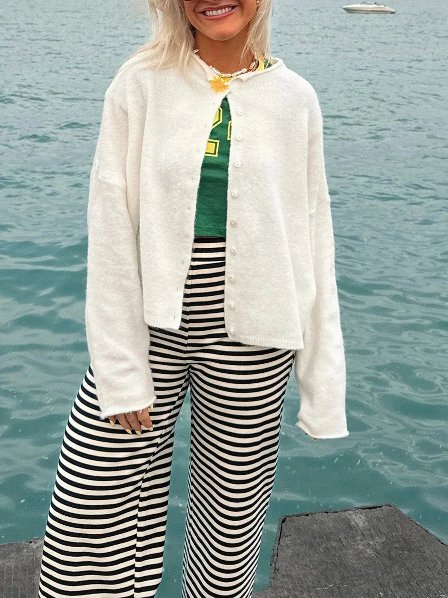 Lena – pluizige cardigan vest met knoopsluiting en lange mouwen