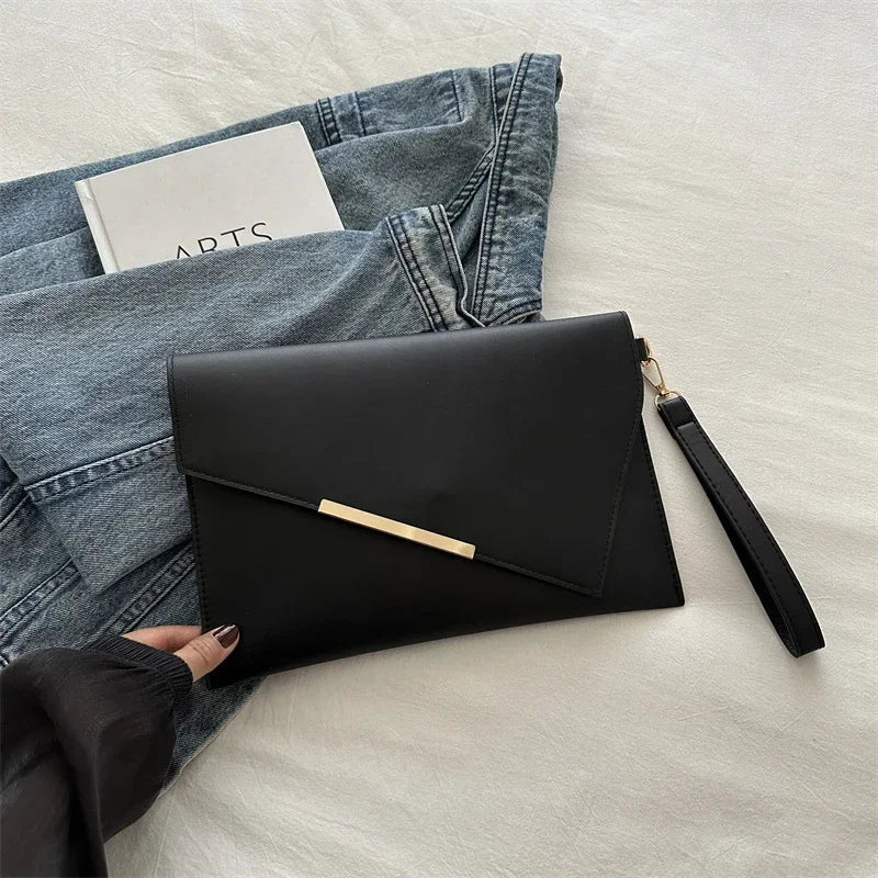 Elin – Luxe Pu-lederen Wristlet Met Minimalistisch Design