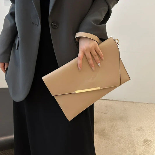 Elin – Luxe Pu-lederen Wristlet Met Minimalistisch Design