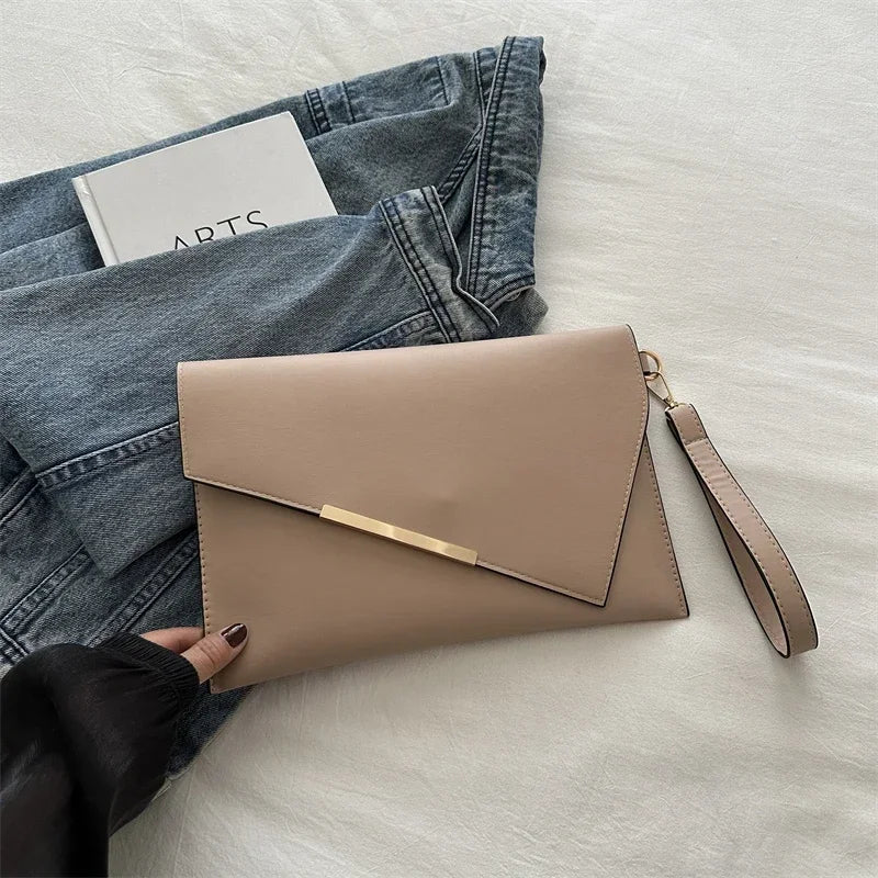 Elin – Luxe Pu-lederen Wristlet Met Minimalistisch Design