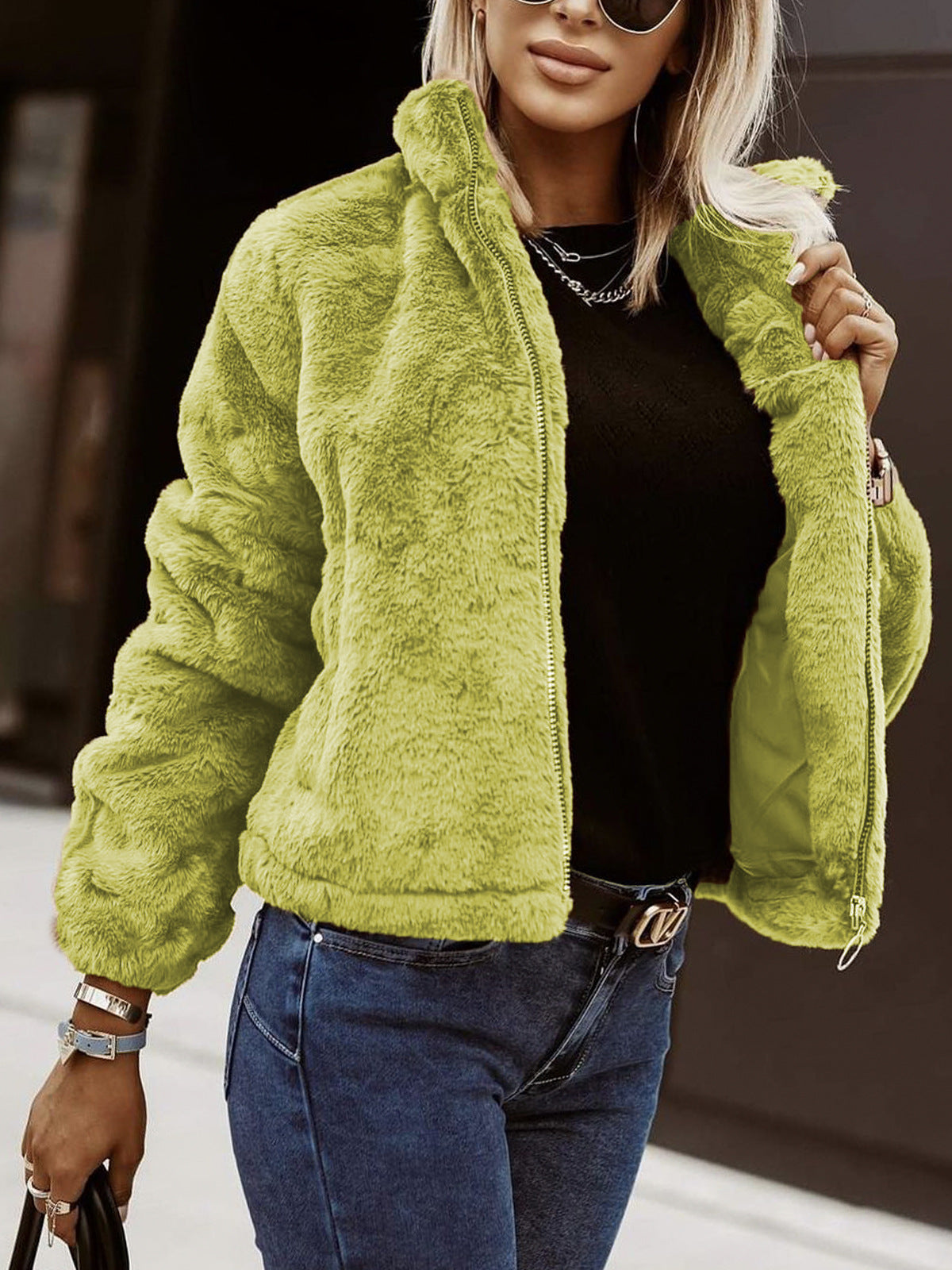 Camille – oversized jas van imitatiebont met hoge kraag en ritssluiting