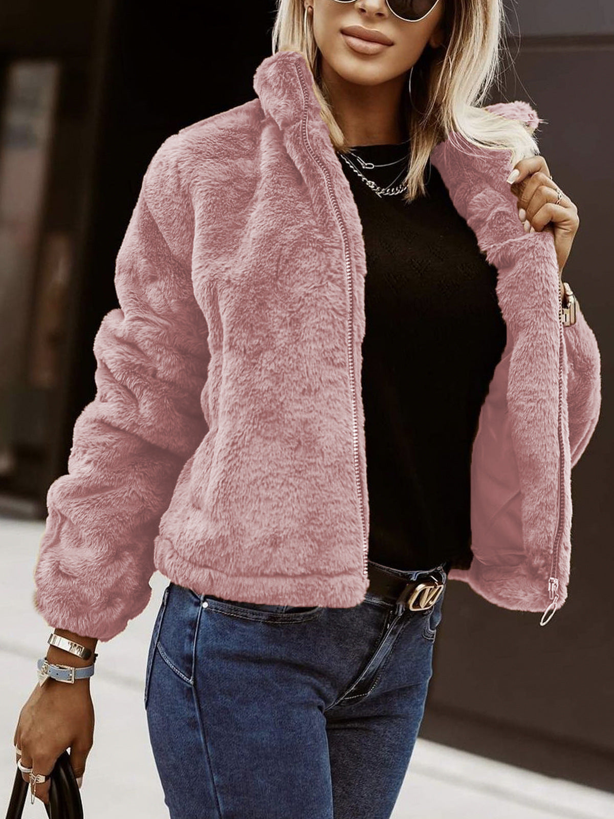 Camille – oversized jas van imitatiebont met hoge kraag en ritssluiting