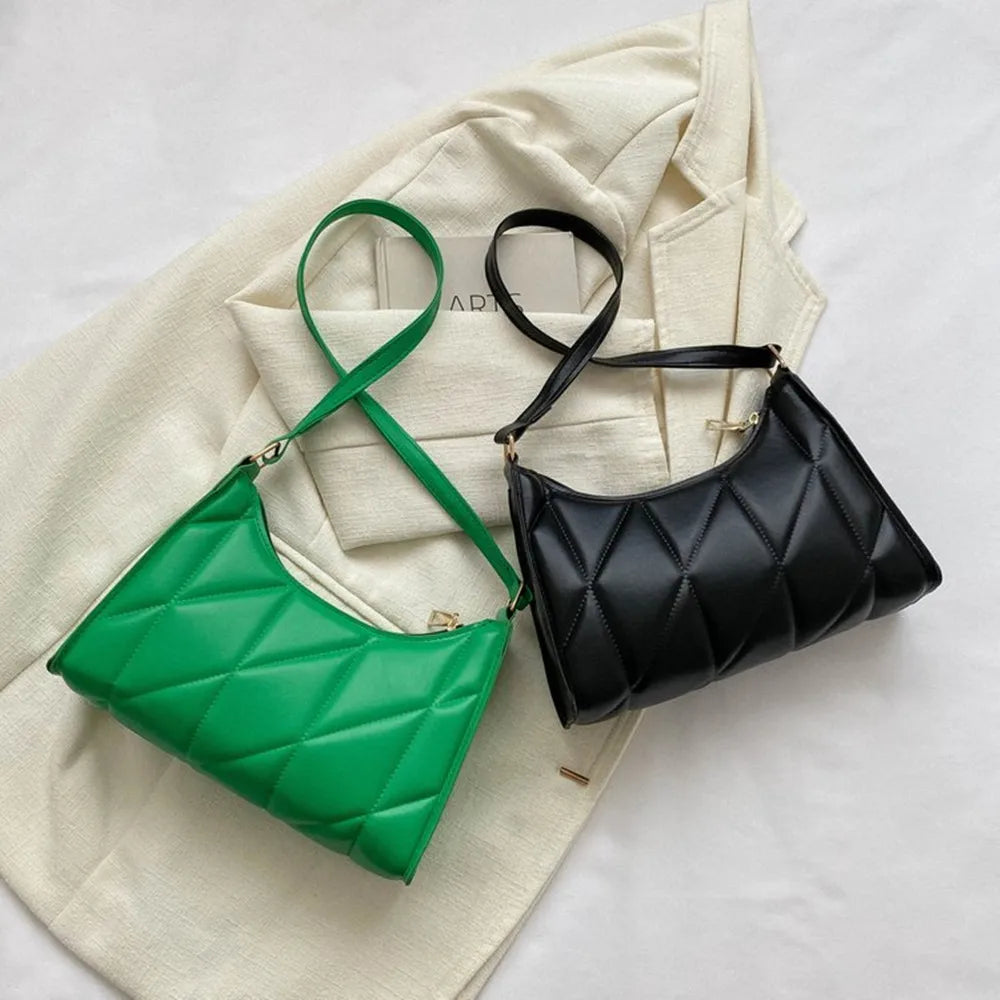 Naomi –  messenger schoudertas met verstelbare riem en klepsluiting