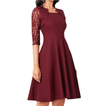 Fiora – Elegante damesjurk met kanten mouwen en flatterende pasvorm