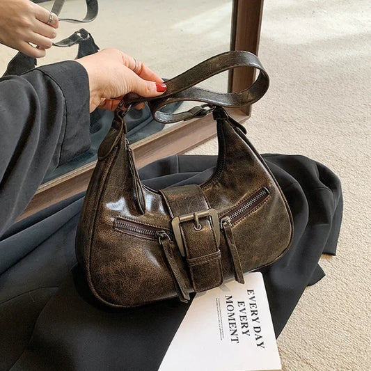 Nora – retro shoulder bag van pu-leer met riemdetail
