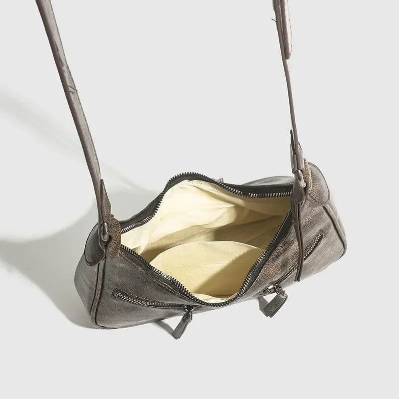 Nora – retro shoulder bag van pu-leer met riemdetail