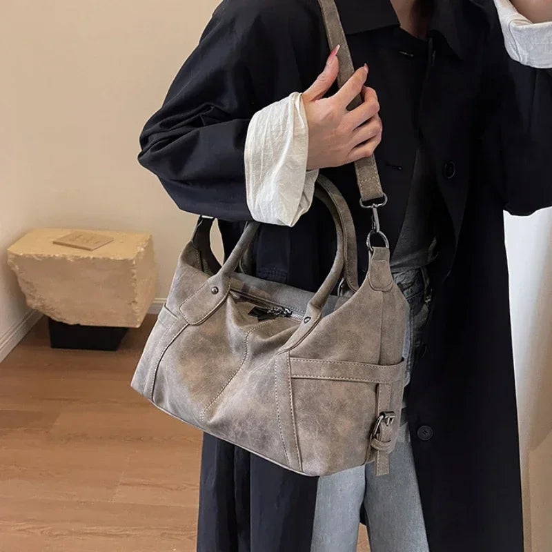 Elin – ruime retro schoudertas van pu-leer met crossbodyband