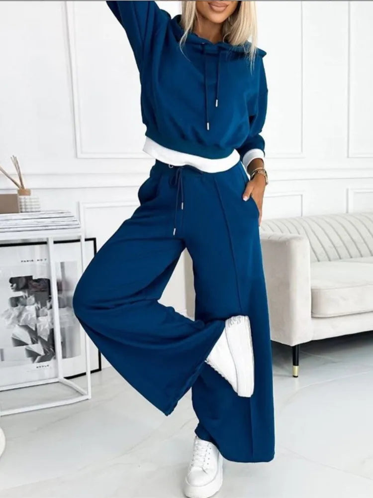 Dina – dames vrijetijdspak van zachte stof met wrap-crop hoodie en wijde broek