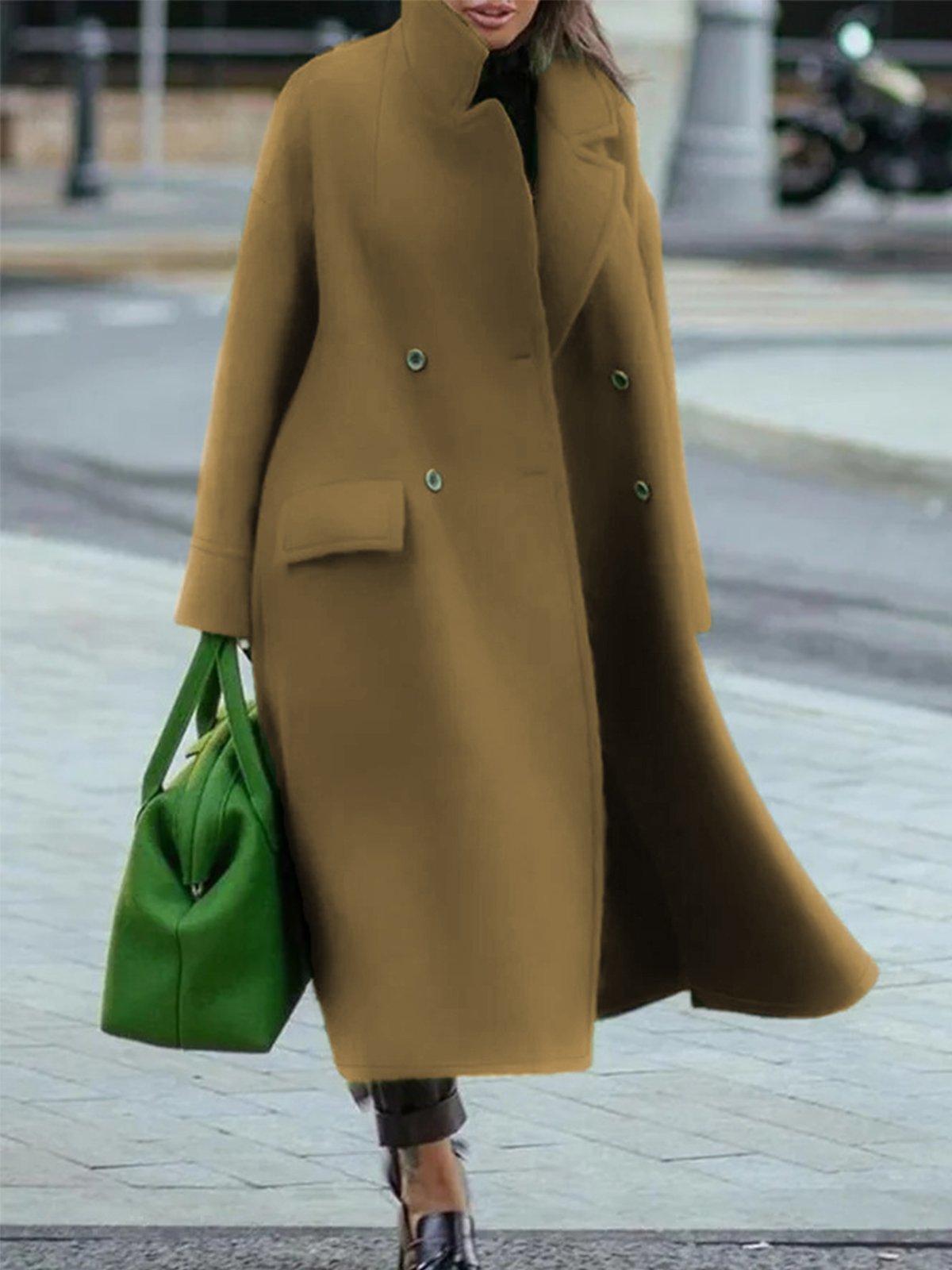 Claire – Lange Getailleerde Winter Trenchcoat Van Wolmix