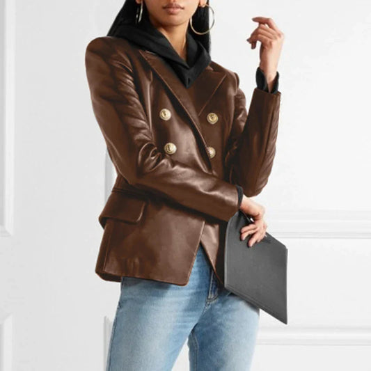 Claire – Leren Blazer Met Knopen En Klassieke Reverskraag