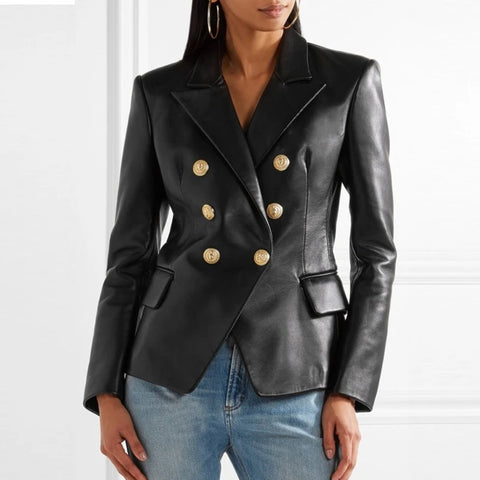 Claire – Leren Blazer Met Knopen En Klassieke Reverskraag
