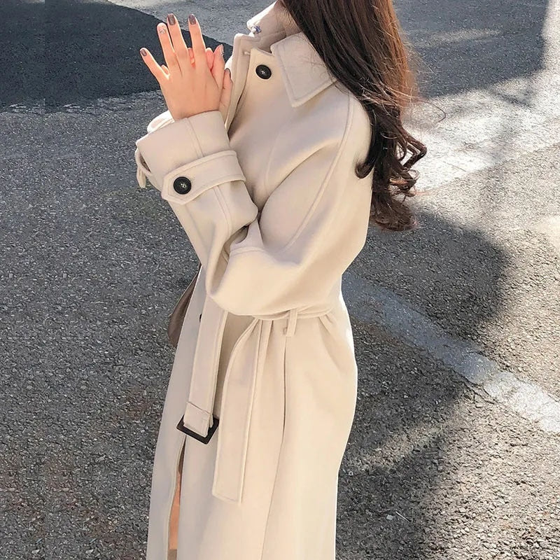 Sofia – wollen trenchcoat met ceintuur en mid-thigh lengte