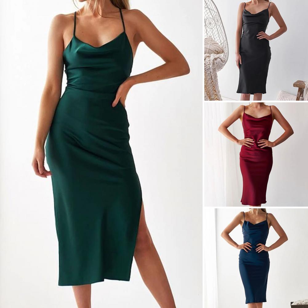 Matilda – Satijnen midi-jurk in champagnekleur met watervalhals