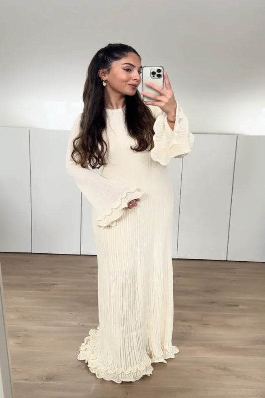 Elena – zomerjurk met ruches en diepe V-hals