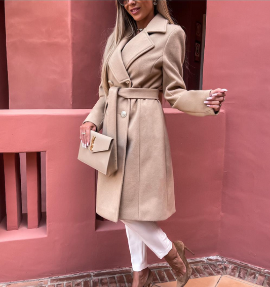 Clara – wollen trenchcoat met getailleerd ontwerp