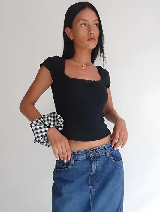 Elodie - Getailleerd crop top van Zacht Kant