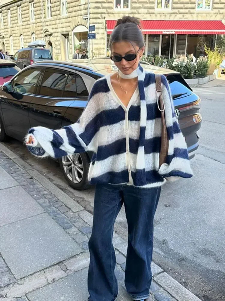 Vera – gestreept oversized cardigan vest met v-hals
