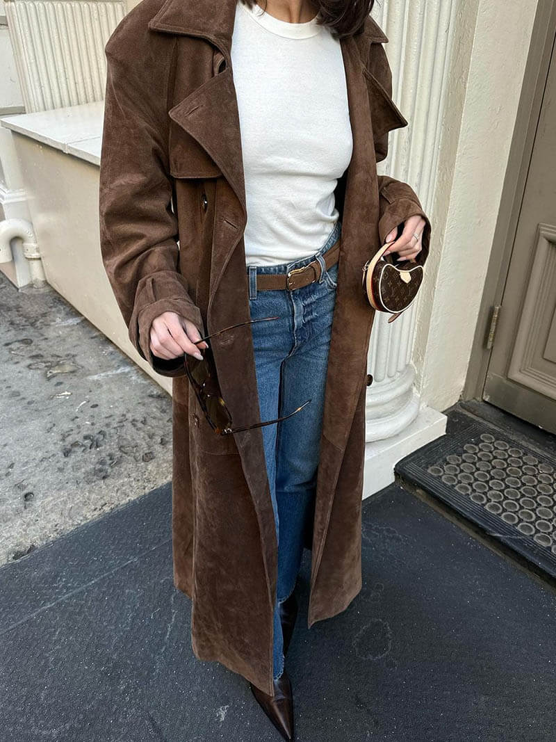 Anna – lange double-breasted suede trenchcoat met ceintuur