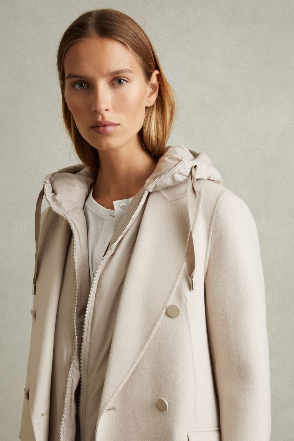 Eline – Lange wollen trenchcoat met klassieke ceintuur
