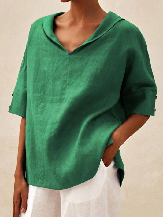 Teresa – V-hals shirt met subtiele textuur en losse fit