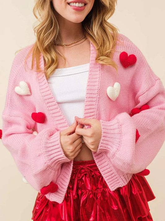 Jill – gebreid cardigan vest met geborduurde hartjes