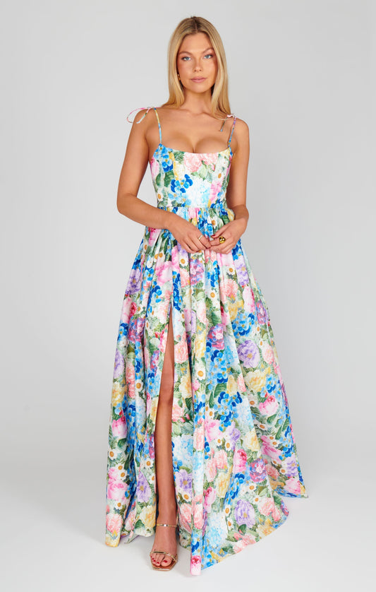 Elena – maxi-jurk met bloemenprint en strikdetail op de rug