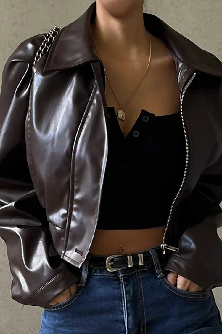 Juliette – cropped jas van imitatieleer met elastische taille en verborgen knopen