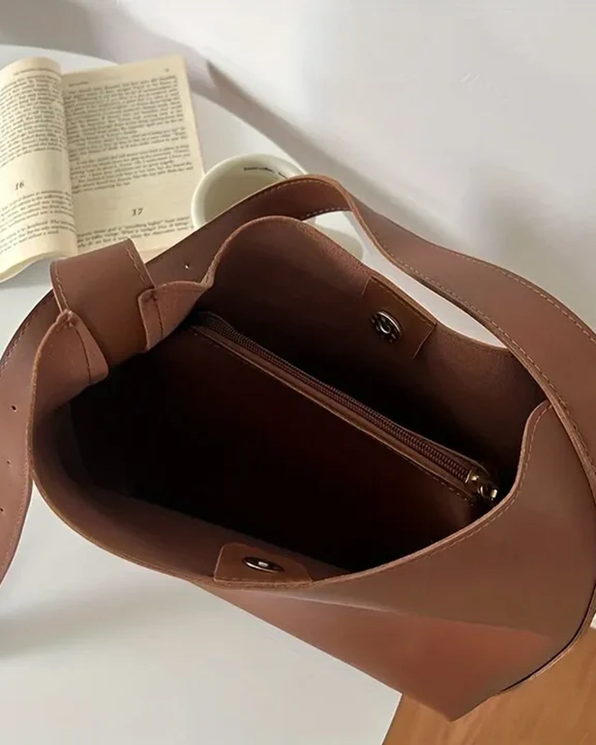 Nova – PU Leren Schouder Tas Met Verstelbare Band