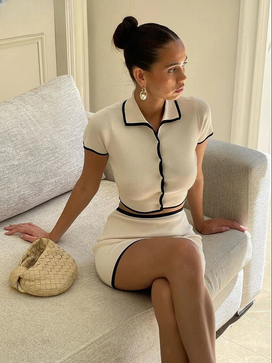 Yara - Zomerse Tweedelige Set Met Cropped Polotop & Flatterende Minirok