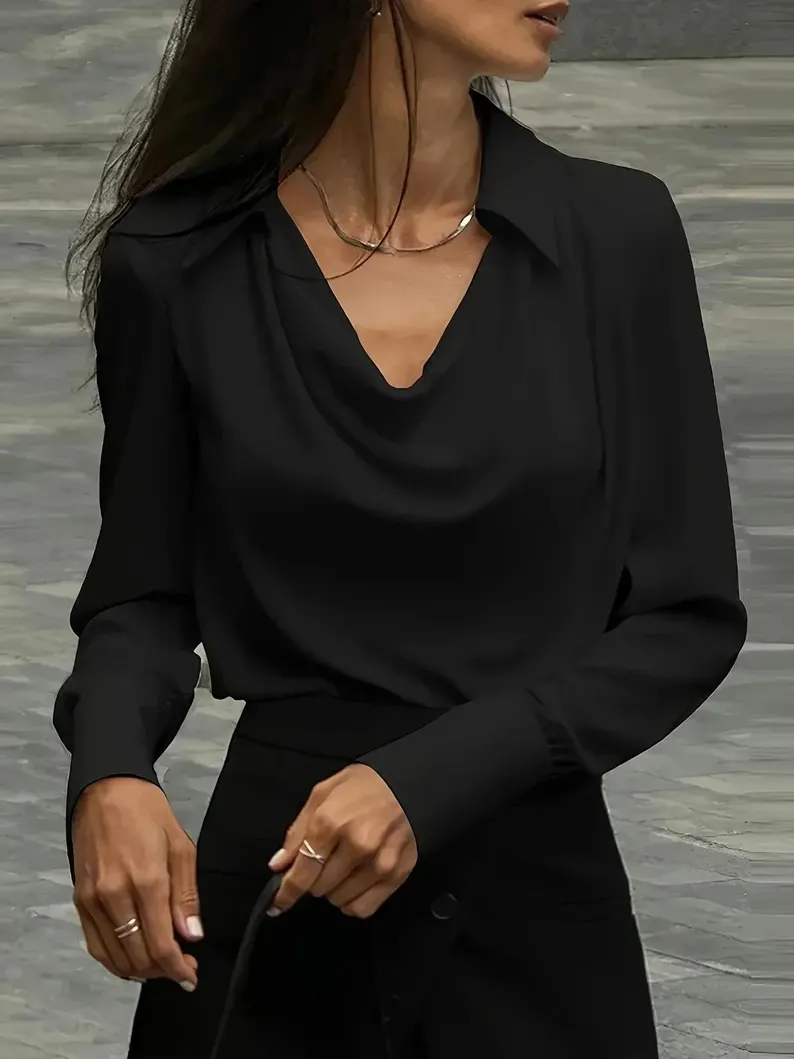 Celeste – Satijnen Blouse Met Watervalhals En Lange Mouwen