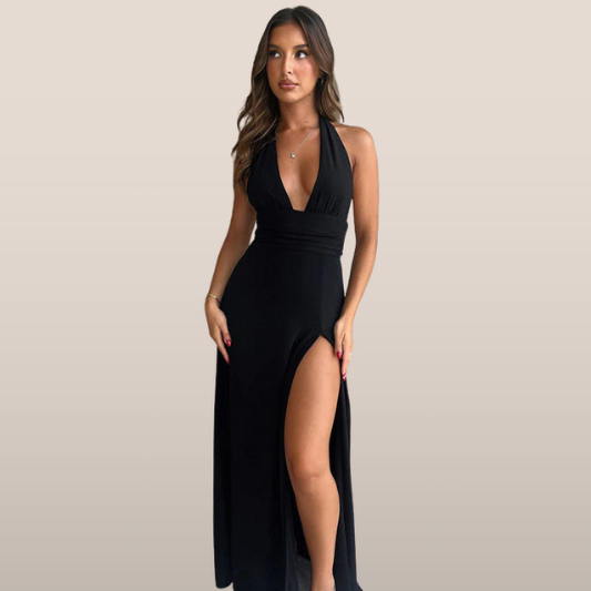 Leona – Maxi halterjurk met diepe V-hals en hoge split