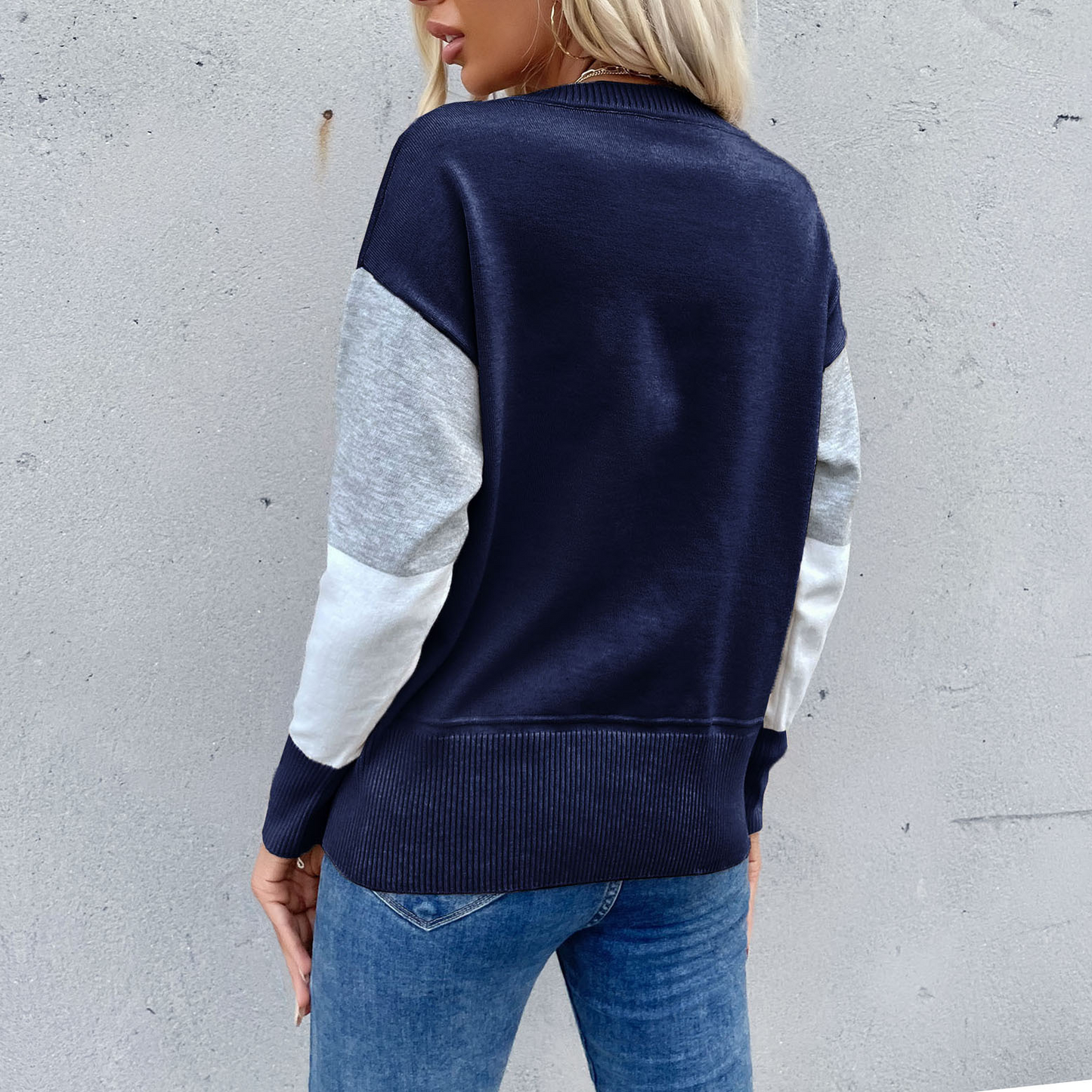 Isaline – dames trui van zacht breisel met crewneck en blokdesign