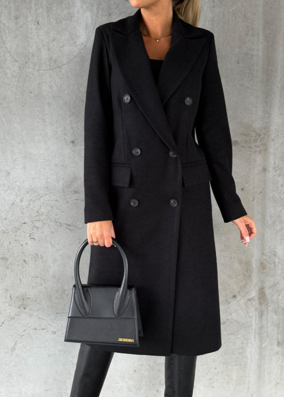 Camille – wollen trenchcoat met afneembare bontkraag en tailleceintuur